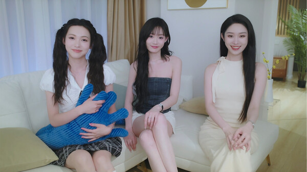 《完蛋！我被美女包围了！前传》丨中文版网盘下载-次元share